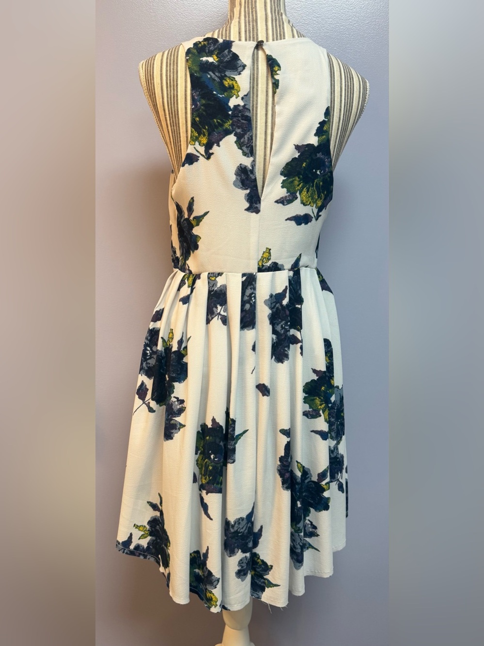 Free People Cloud Combo White Floral Casual Sleeveless Pleated Mini Dress M/L - Picture 5 of 15